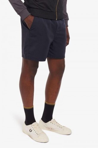 Badeshorts mit Kontrasteinsätzen