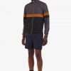 Badeshorts mit Kontrasteinsätzen