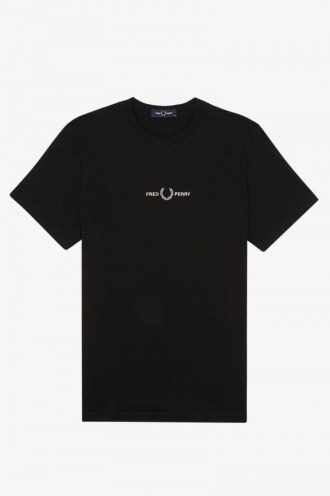 Bestickte T-Shirts