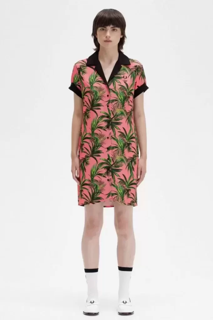 Damenkleid mit Palmendruck-Shirt