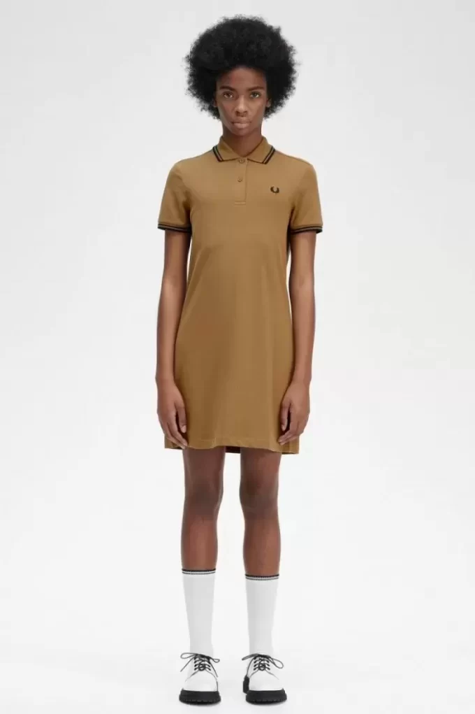 Damenkleid mit Twin Tipped Shirt
