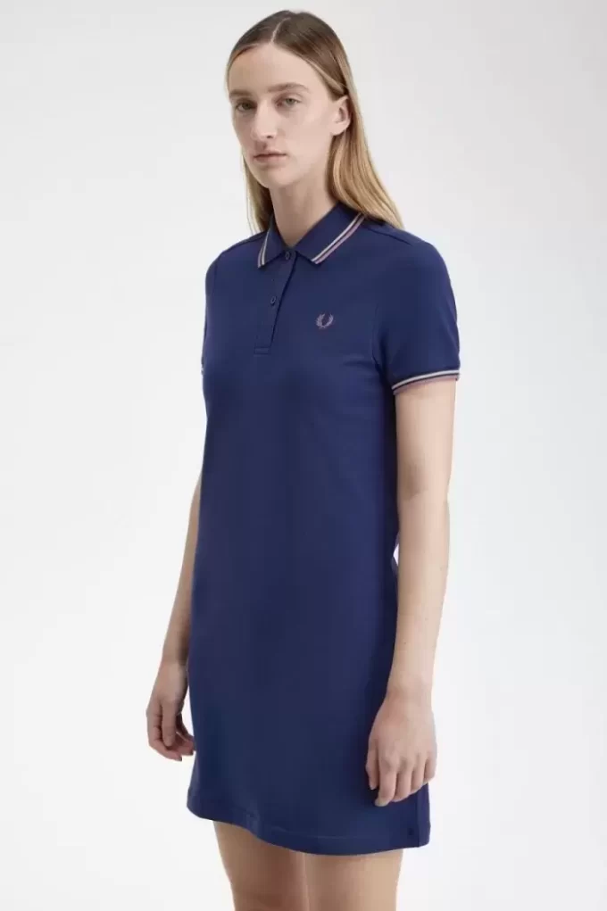 Damenkleid mit Twin Tipped Shirt