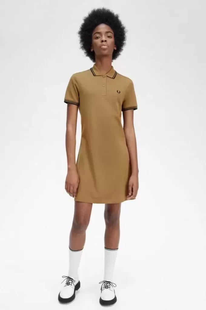 Damenkleid mit Twin Tipped Shirt