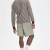 Fein gestreiftes Herren-Strickhemd