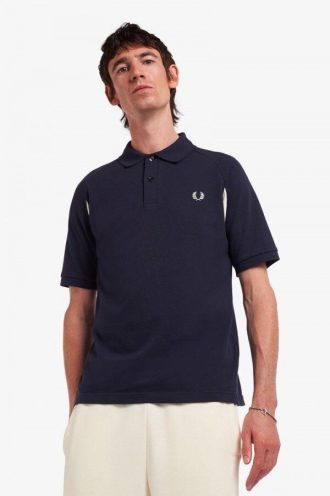 fred perry m3843 poloshirts 1 330x496 - Fred Perry M3843 Poloshirts