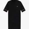 Geripptes Strickkleid