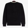 Gestreifter Pullover mit V-Ausschnitt