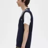 Gestrickte Herren-Tanktops mit V-Ausschnitt und Zierstreifen
