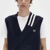 Gestrickte Herren-Tanktops mit V-Ausschnitt und Zierstreifen