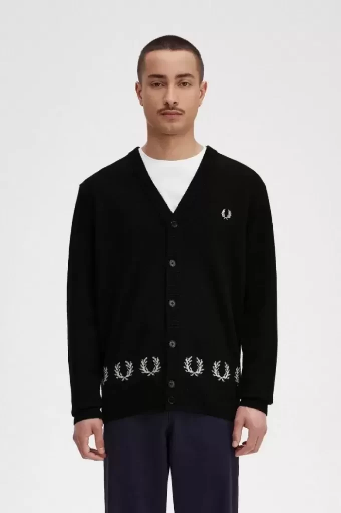Herren-Cardigan mit Lorbeerkranzbesatz