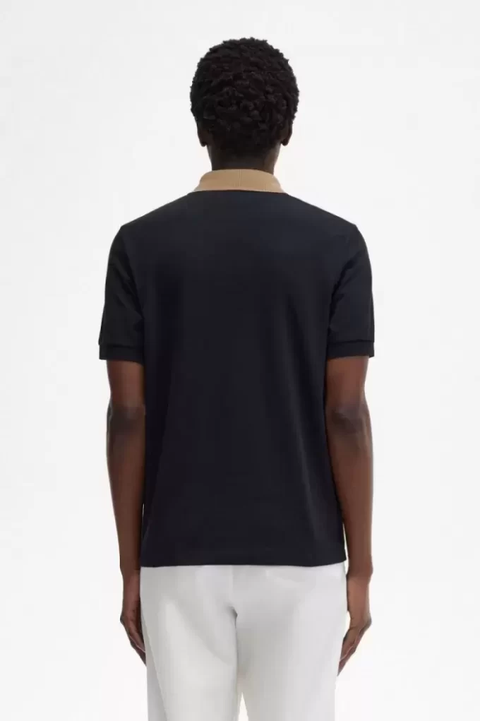 Herren-Poloshirt mit Kontrastkragen