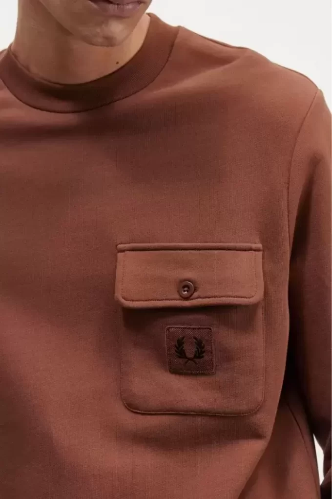 Herren-Sweatshirts mit Rundhalsausschnitt und Badge-Detail
