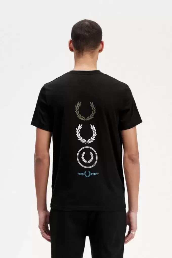 Herren-T-Shirt mit grafischem Branding