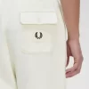 Herren-Trainingshose mit Badge-Detail