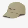 Herrenkappen aus Twill mit grafischem Markenlogo