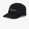 Herrenkappen aus Twill mit grafischem Markenlogo