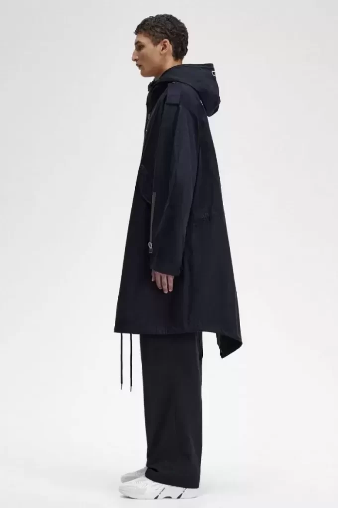 Herrenparka mit bedrucktem Patch
