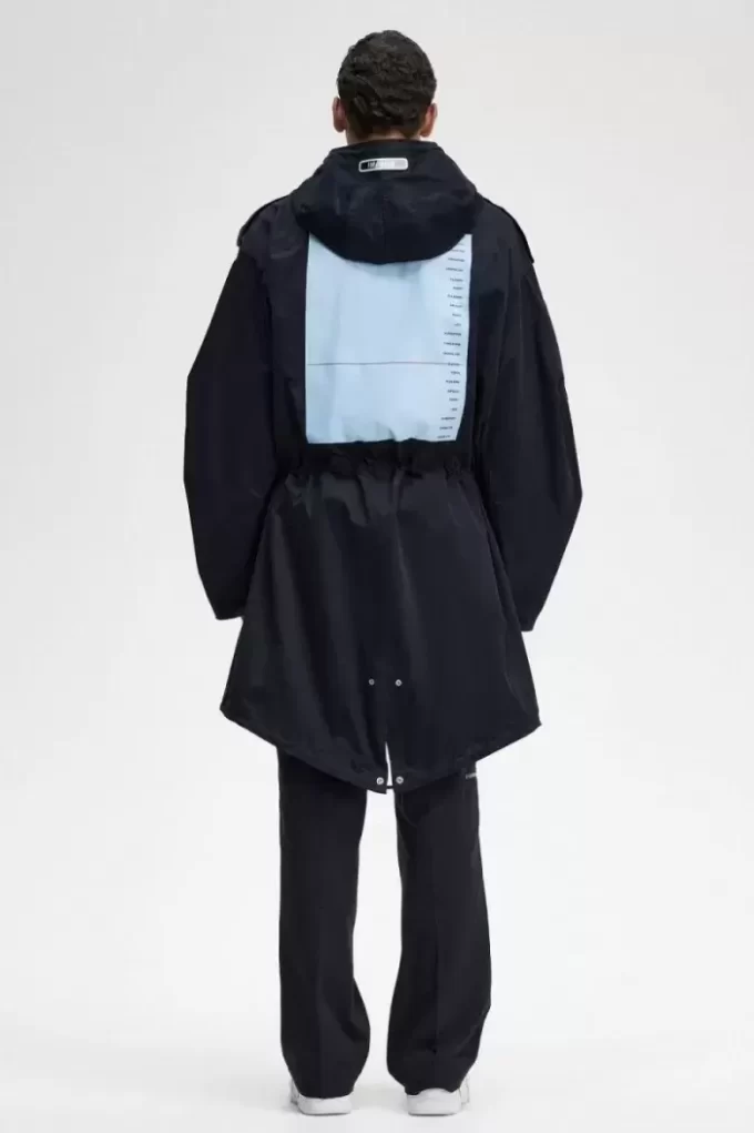 Herrenparka mit bedrucktem Patch