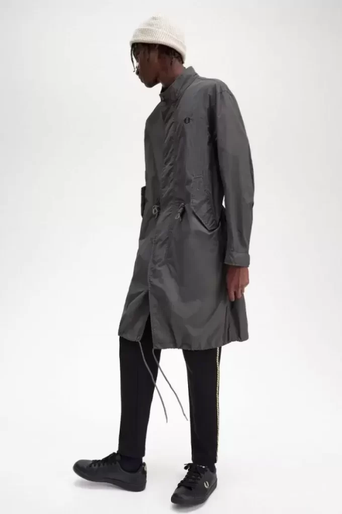 Herrenparka mit geradem Saum