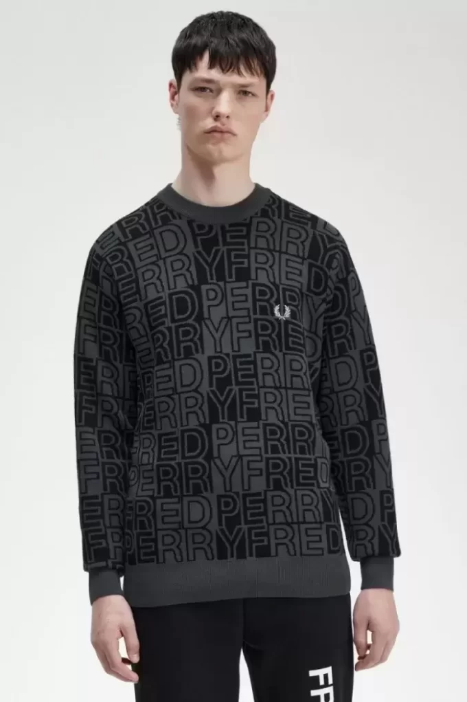 Herrenpullover mit Blockgrafik