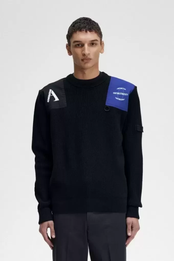 Herrenpullover mit Patch-Detail