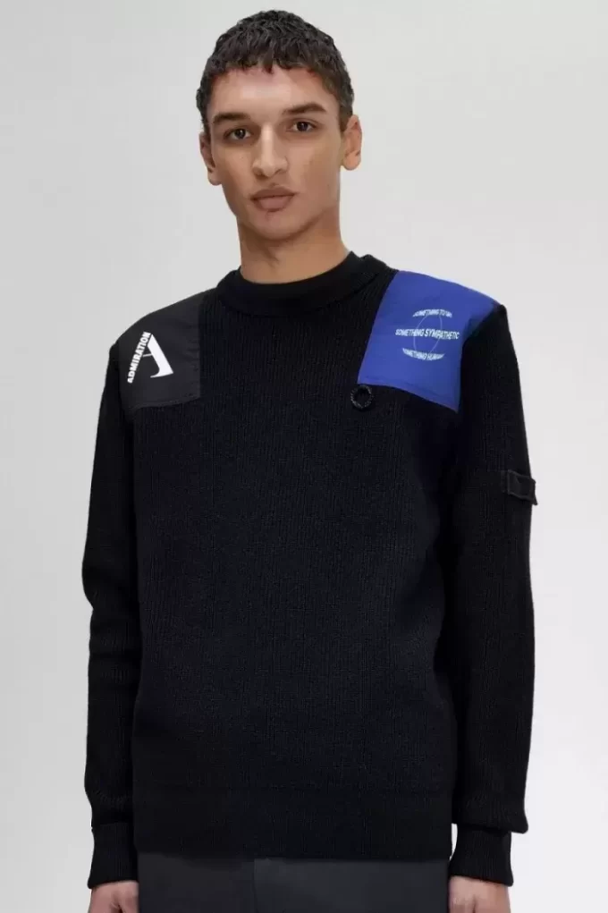 Herrenpullover mit Patch-Detail
