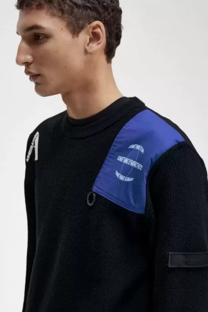 Herrenpullover mit Patch-Detail