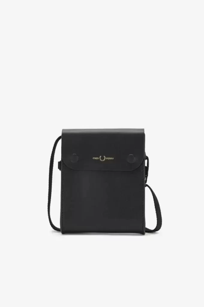 Herrentaschen aus poliertem Leder