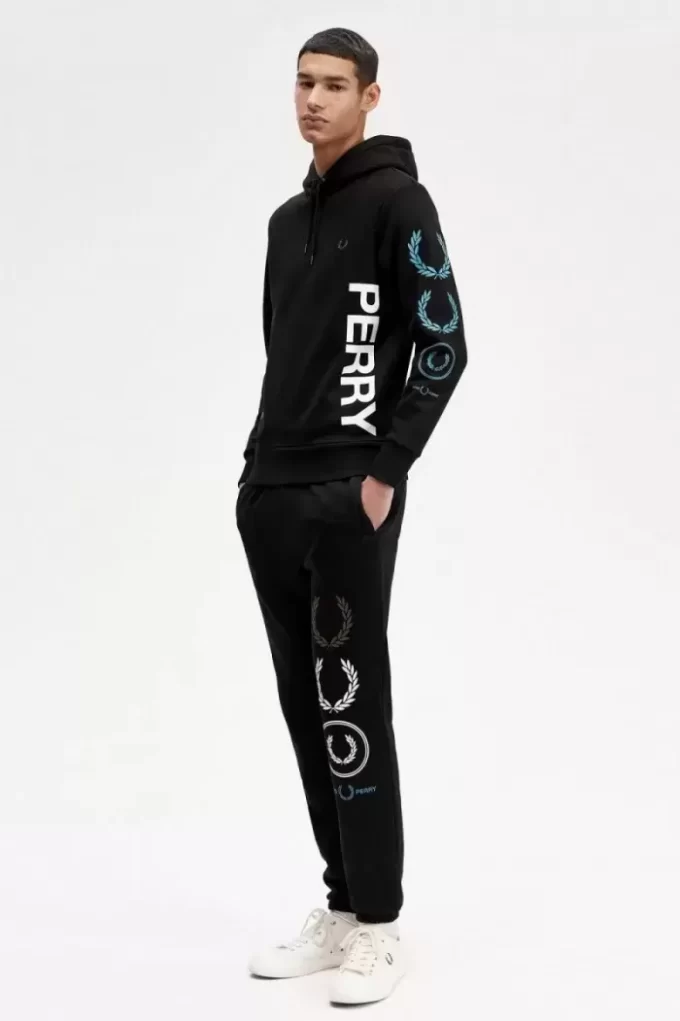 Kapuzenpullover mit grafischem Branding für Herren