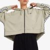 Kapuzenpullover mit Klebeband