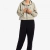 Kapuzenpullover mit Klebeband