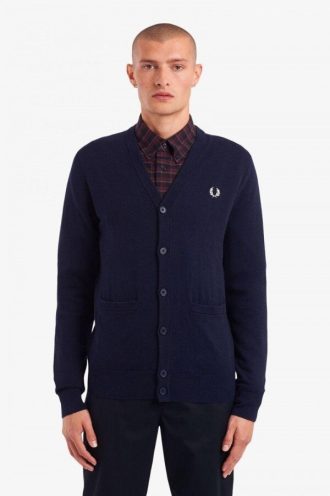Klassischer Cardigan-Strick