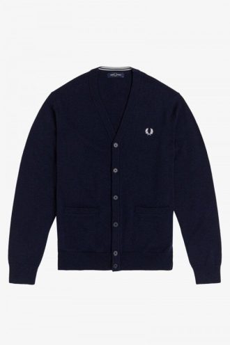Klassischer Cardigan-Strick