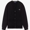 Klassischer Cardigan-Strick