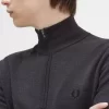 Klassischer Herrenpullover mit halbem Reißverschluss
