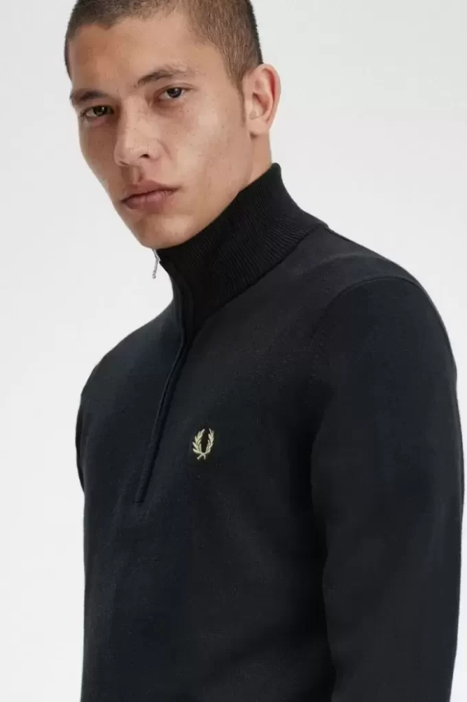 Klassischer Herrenpullover mit halbem Reißverschluss