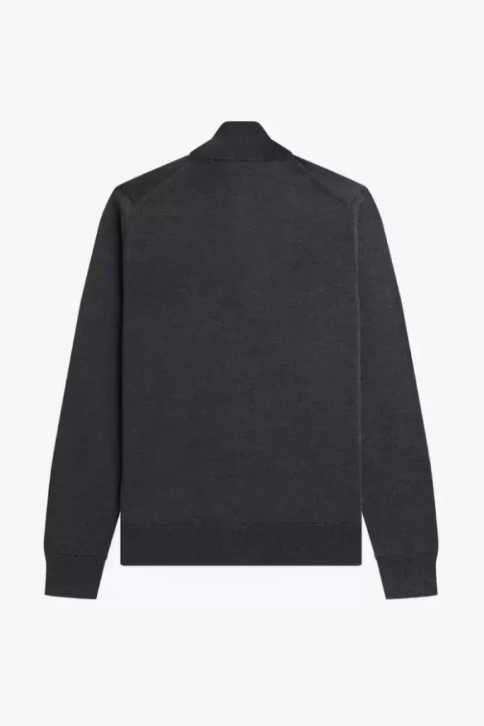 Klassischer Herrenpullover mit halbem Reißverschluss