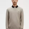 Klassischer Herrenpullover mit Rundhalsausschnitt