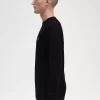 Klassischer Herrenpullover mit Rundhalsausschnitt