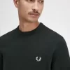 Klassischer Herrenpullover mit Rundhalsausschnitt