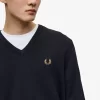 Klassischer Herrenpullover mit V-Ausschnitt