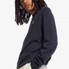 Klassischer Strickpullover mit Rundhalsausschnitt