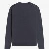 Klassischer Strickpullover mit V-Ausschnitt