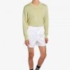 Klassischer Strickpullover mit V-Ausschnitt