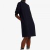 Kleid mit Stehkragen und Zierstreifen