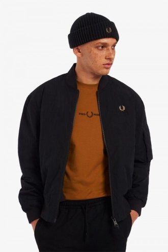 Kurze gerippte Beanie