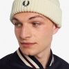 Kurze gerippte Beanie