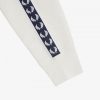 Kurze Trainingsjacken mit Tape