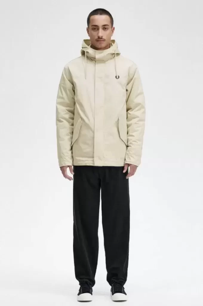 Kurzer wattierter Herrenparka