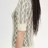 Kurzärmliger Damenpullover mit offenem Strickmuster